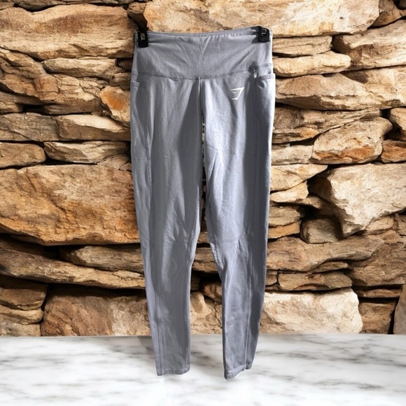 Gymshark Athletic Leggings Gray With Pockets Size XS No Size Tag Workout Gym - Picture 1 of 5